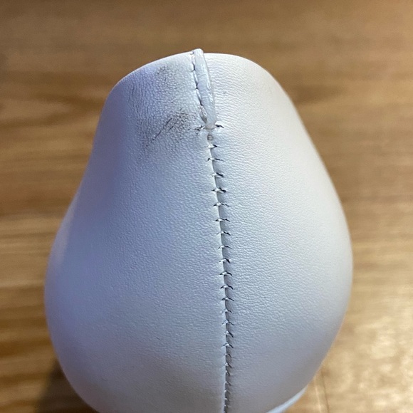 Gianni Bini white pumps - Picture 5 of 11